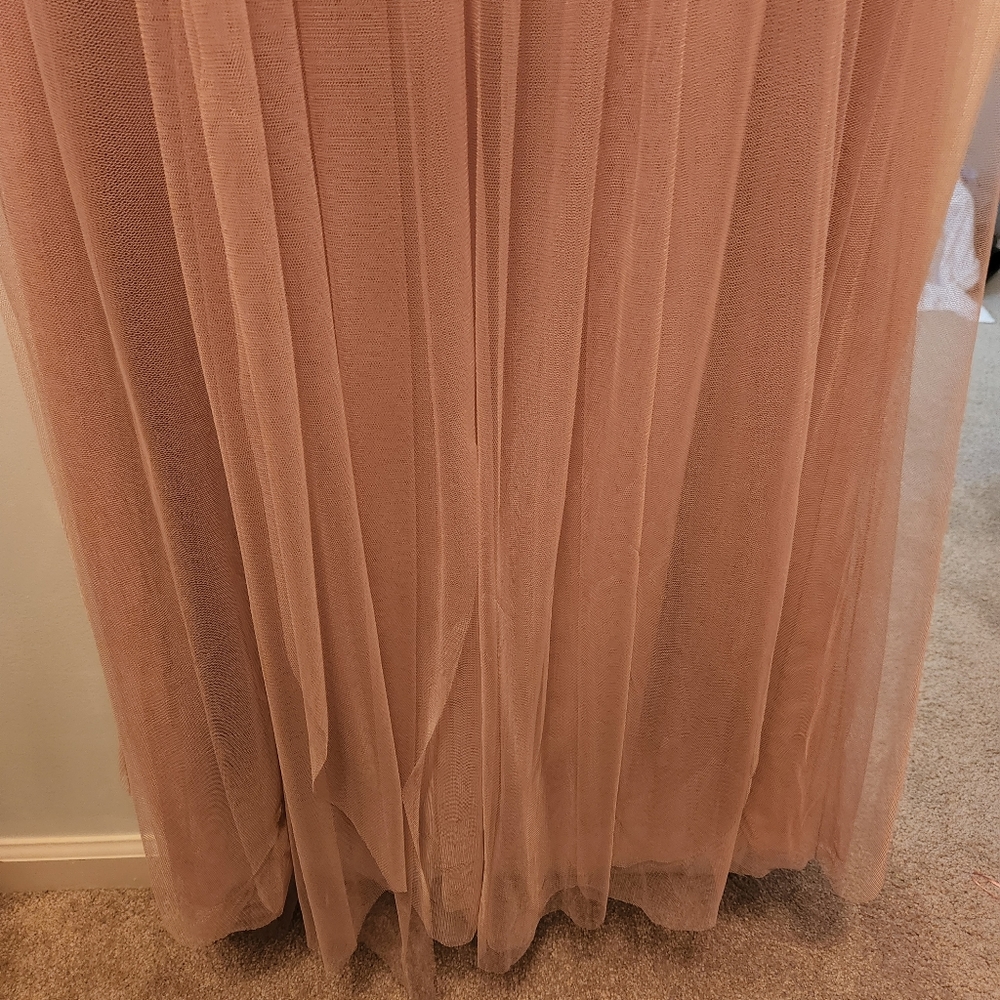 W too size 8 bridesmaid dress altered - Picture 4 of 4